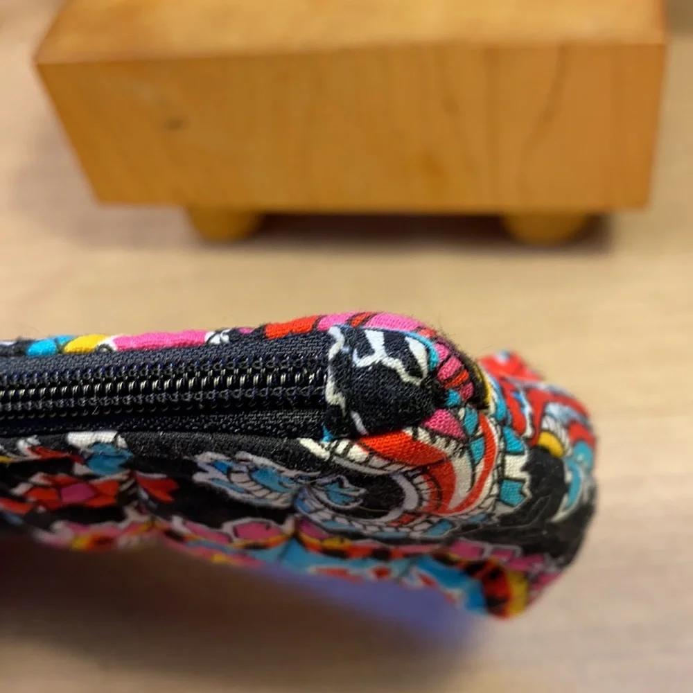 NWOT Vera Bradley cosmetic pouch